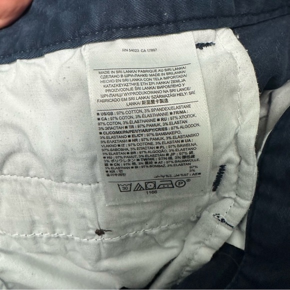 Banana Republic | City Chino Shorts | Size 4P Navy Blue - Picture 3 of 11